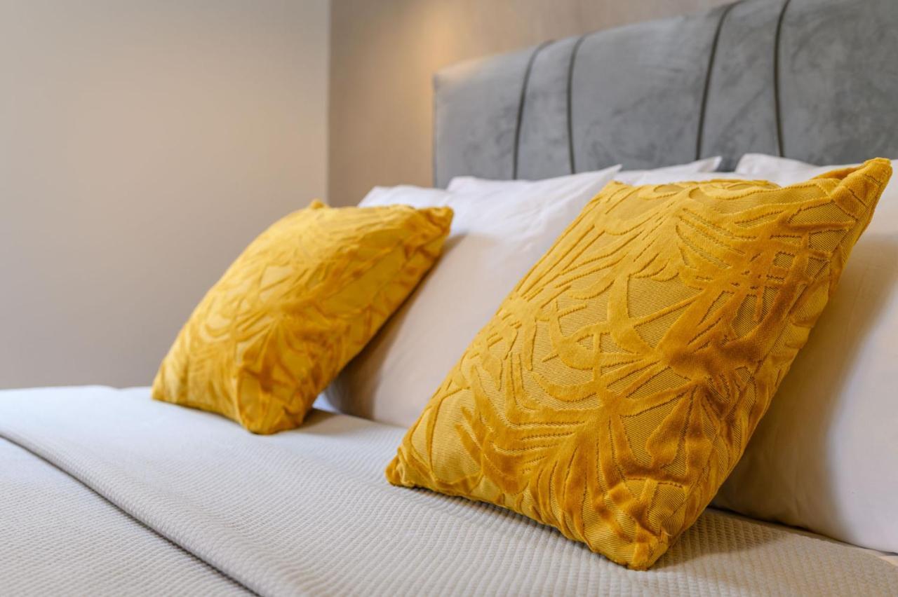 Napier Maisonette 阿尔戈斯托利翁 外观 照片